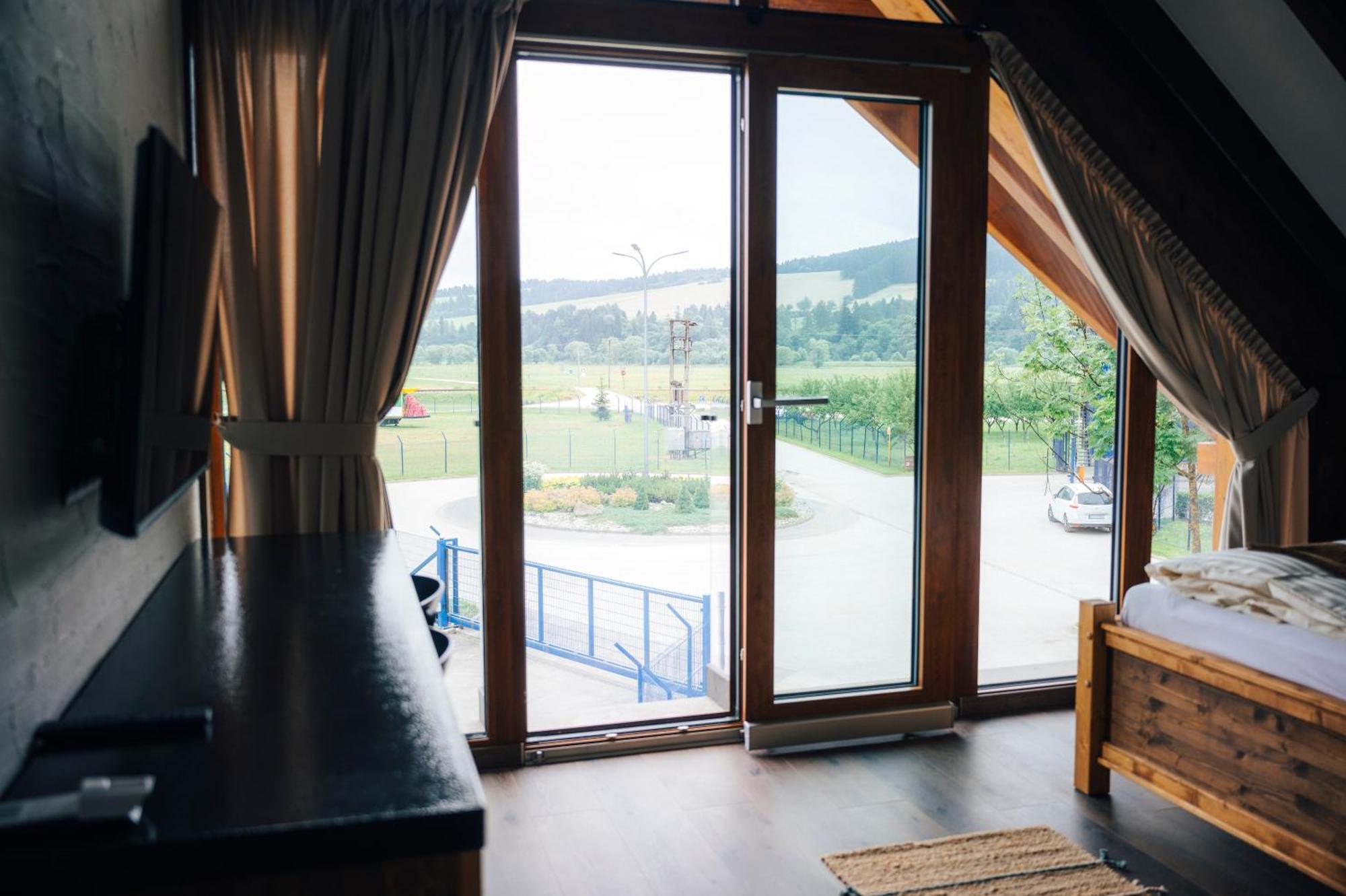 Hniezdne Nestville Apartments المظهر الخارجي الصورة